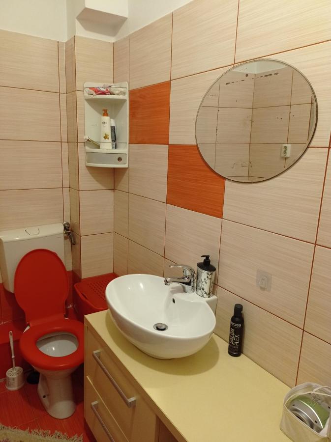 Apartament Bed & Breakfast Floreşti Exterior foto